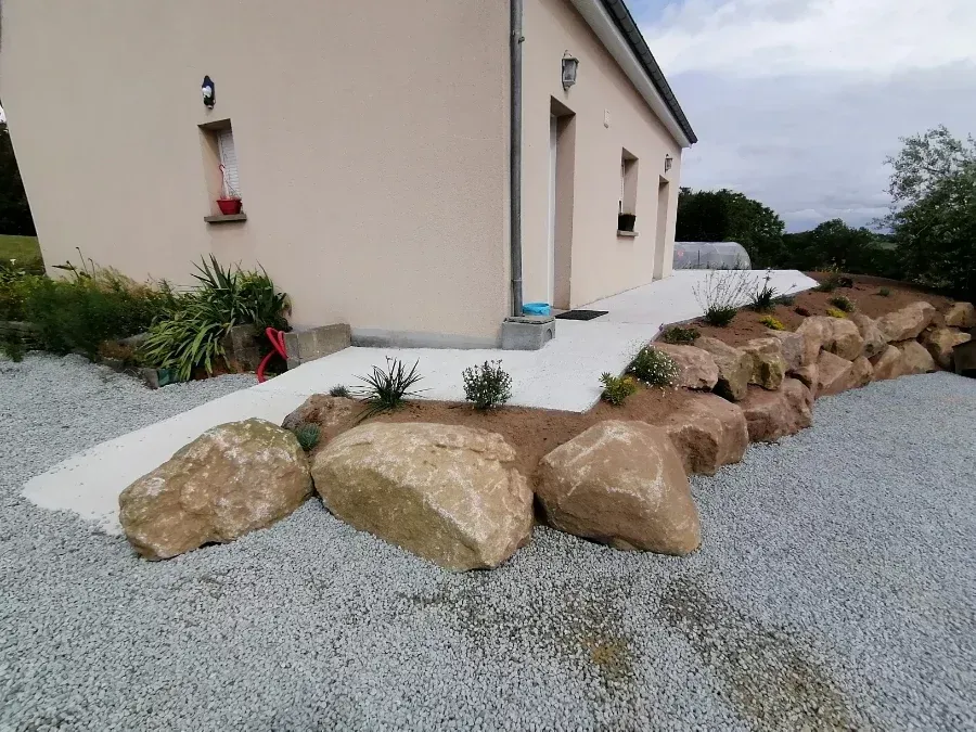 Maçonnerie paysagère à Saussey